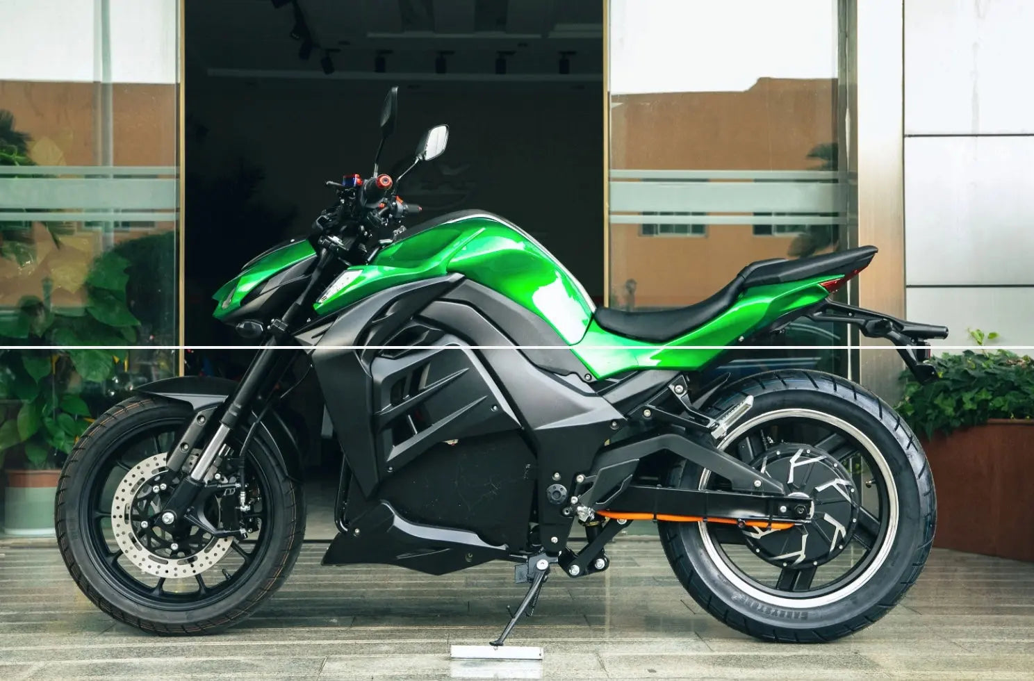 Adult, Wide Wheel Big Automatic 5000w 8000 Watt Adult Men Electric Motorcycle Highway Legal Motorcycle USA Cheap Shipping (Green) American Roasting Compnay