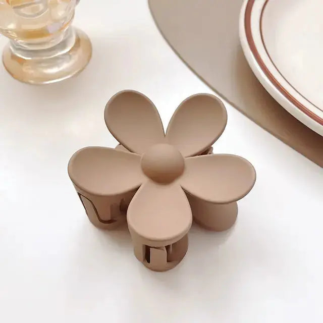 Geometric Flower Hair Clip Set American Roasting Company