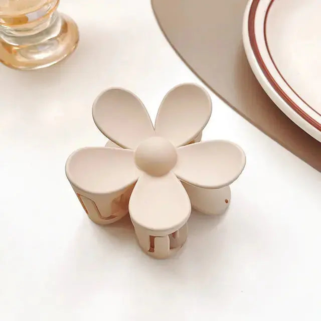 Geometric Flower Hair Clip Set American Roasting Company