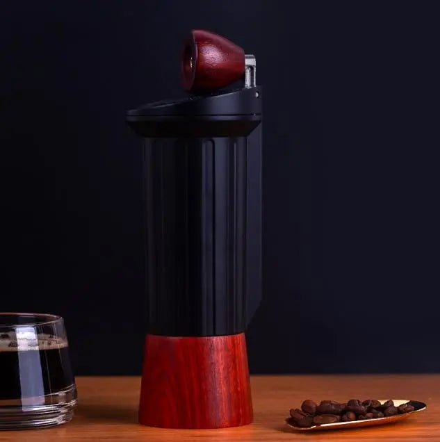 Hand-shaking coffee bean grinder. (Powder capacity 20g, classic European / multi-gear grinding control / hidden handle) Doba